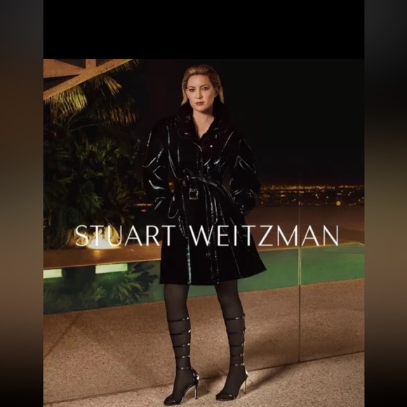 Stuart Weitzman 8 Nudistcurve Black Leather Gladiator Multi-Strap Sandals
NEW - Picture 4 of 6